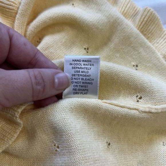 Croft & Barrow Cottagecore Ruffle Cardigan Large Soft Yellow Boho Cozy Knit - Picture 6 of 11